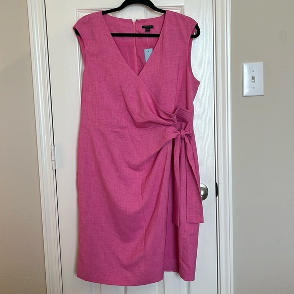 Ann Taylor Dresses & Skirts - NWT Ann Taylor Side Tie Dress